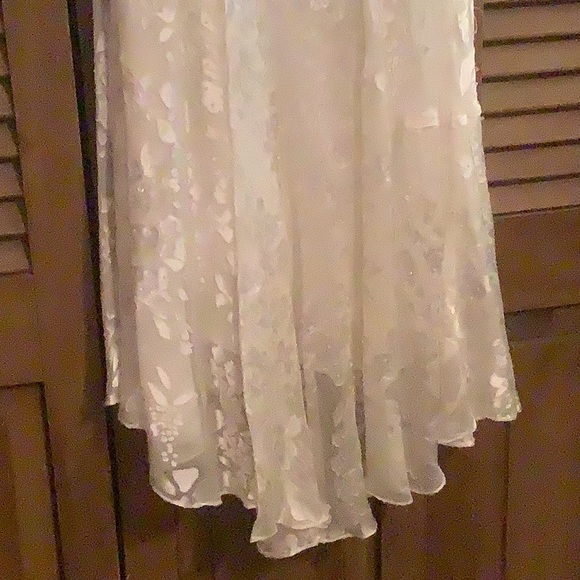 Fancy sequined hi-low dress - Picture 4 of 5